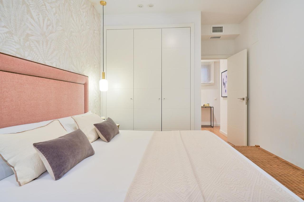 Iloftmalaga Plaza Del Teatro II & III Apartment Bagian luar foto